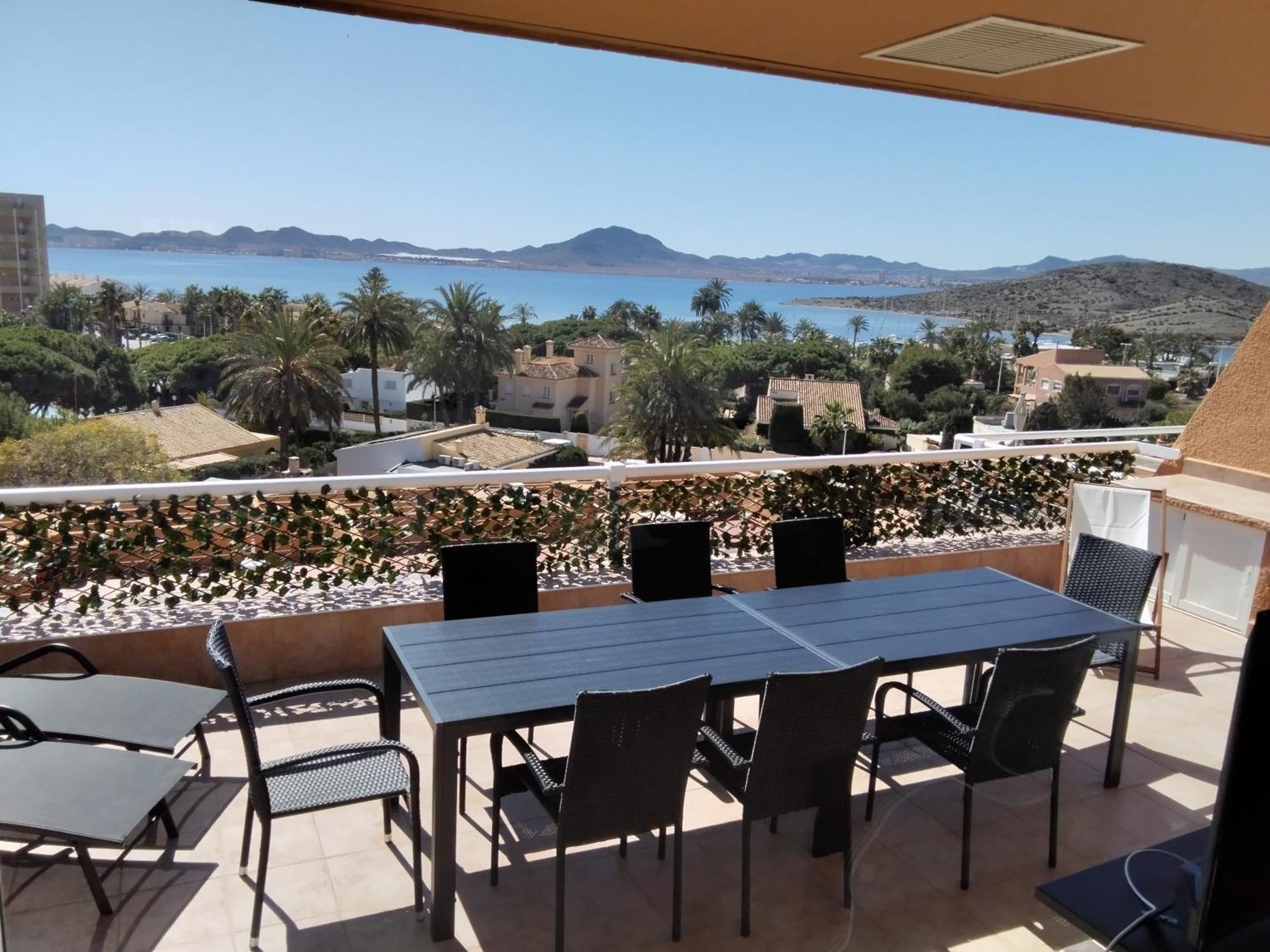 Atico De Lujo Apartment